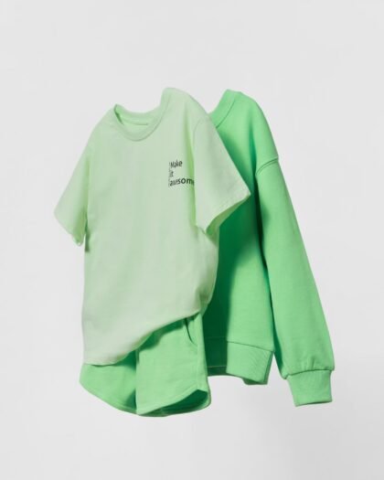 Sweatshirt Kit + T-shirt + Bermudi Pack